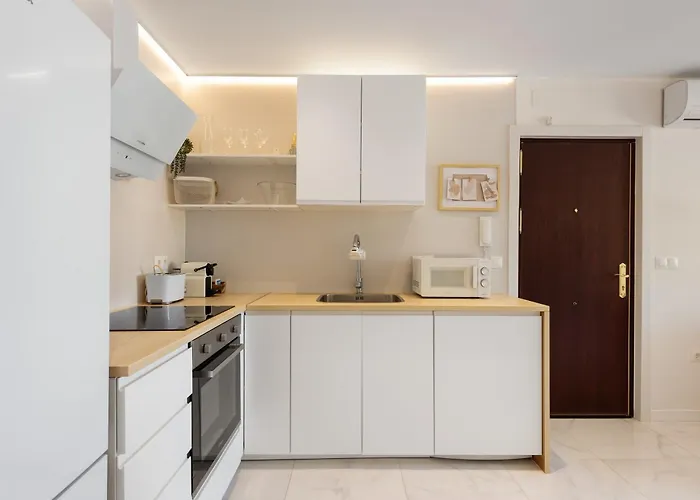 Apartment Center