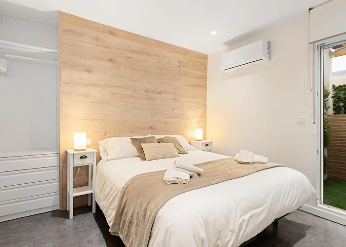 Center Apartment *